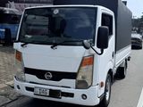 Nissan Cabstar 2015