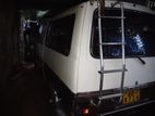 Nissan Caravan 1989