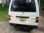 Nissan Caravan 1992