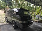 Nissan Caravan 1997