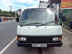 Nissan Caravan 1998