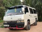Nissan Caravan 2000