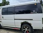 Nissan Caravan 2000