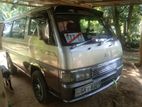 Nissan Caravan 2000