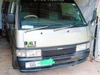 Nissan Caravan 2000