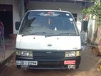 Nissan Caravan 2003