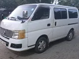Nissan Caravan 2010