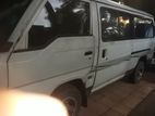 Nissan Caravan 1985