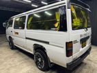 Nissan Caravan E 24 1999