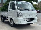 Nissan Clipper NT 100 Truck 2022