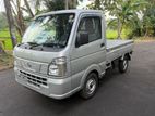 Nissan Clipper NT100 2023