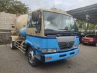 Nissan Concrete Mixer Truck 2001