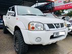 Nissan D22 2011