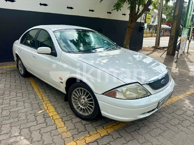 Ford Fairmont 2000 photo 2