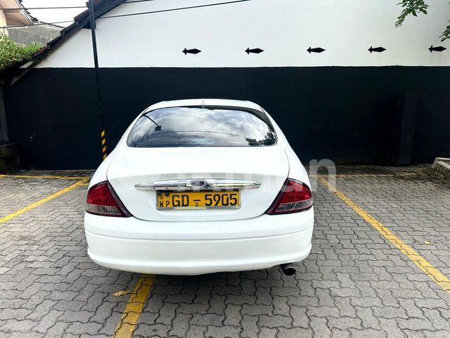 Ford Fairmont 2000 photo 3