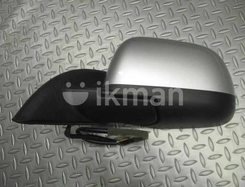 Nissan Leaf Side Mirror Parts in Maharagama ikman
