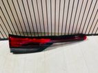 NISSAN NOTE DICKY GARNISH LIGHT LHS