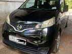 Nissan NV200 2015