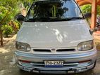 Nissan Serena 1993
