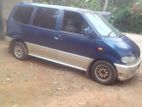 Nissan Serena 1993