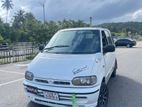 Nissan Serena 1997