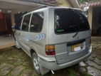 Nissan Serena 1994