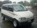 Nissan Serena VX 2001