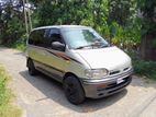 Nissan Serena 1999