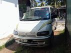 Nissan Serena 1999