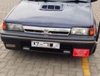 Nissan Sunny 1990