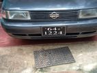 Nissan Sunny 1992