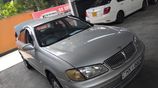 Nissan Sunny 2000