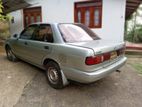Nissan Sunny 1993