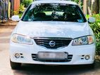 Nissan Sunny 2010