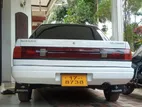 Nissan Sunny trad B12 1988