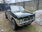 Nissan TD27 1983