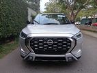 Nissan Tekna Plus 2025