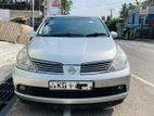 Nissan Tiida 2005
