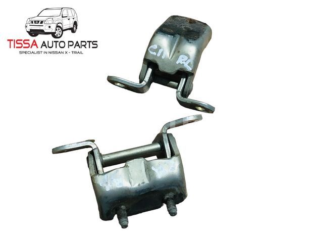 Nissan Tiida Door Hinges