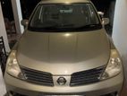 Nissan Tiida Latio 2005