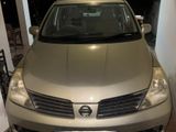 Nissan Tiida Latio 2005