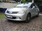 Nissan Tiida Latio 2010