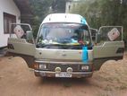 Nissan Urvan 1984