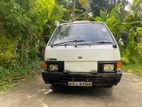 Nissan Vanette 1985