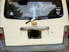 Nissan Vanette 2000