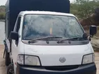 Nissan Vanette vannet 2004