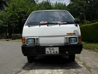 Nissan Vanette VUJC22 1990