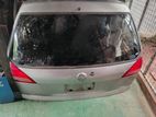 Nissan Wingroad Y11 Dicky Door