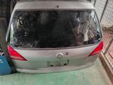 Nissan Wingroad Y11 Dicky Door