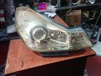 Nissan Wingroard Y12 Headlight